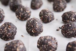 Healthy Dark Chocolate Almond Joy Bites